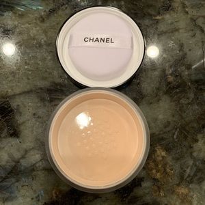 CHANEL Makeup - CHANEL Natural Finish Loose Powder - NEVER USED CHANEL Makeup - CHANEL Natural Finish Loose Powder - NEVER USED
